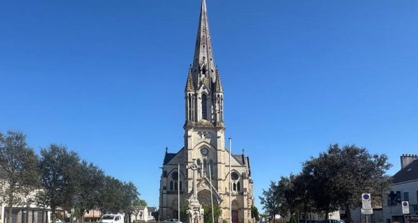 L'&eacute;glise et son parvis, moteurs d&rsquo;une urbanit&eacute; renouvel&eacute;e 1/2