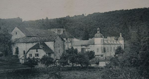 L&rsquo;ancienne abbaye de Beaulieu : du couvent cistercien &agrave; la maison de ma&icirc;tre