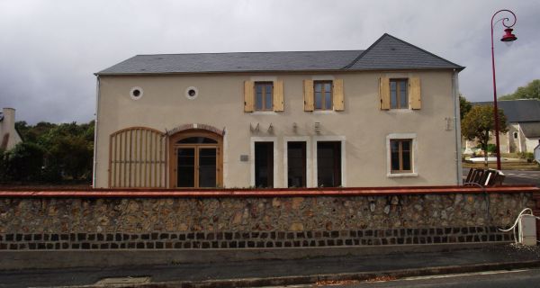 La nouvelle mairie et agence postale de Montigny (18250)