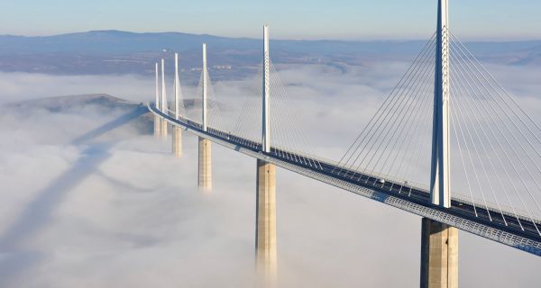 Millau, l&rsquo;effet viaduc quinze ans apr&egrave;s